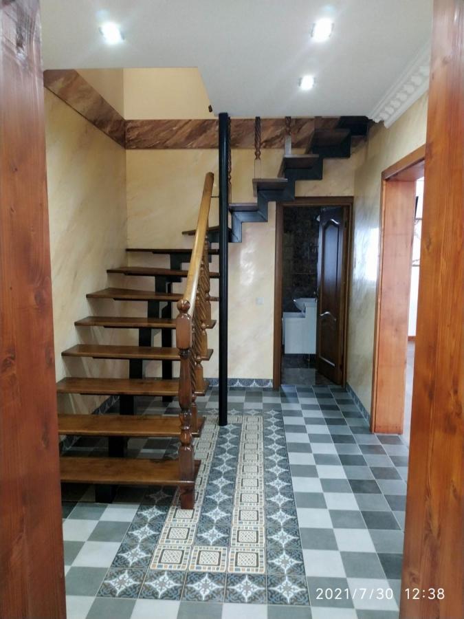 Nestg Guest House Pilipets ภายนอก รูปภาพ