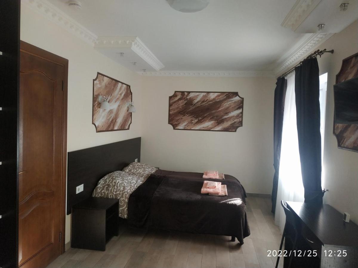 Nestg Guest House Pilipets ภายนอก รูปภาพ